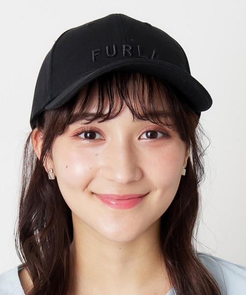 FURLA(フルラ)の「キャップ ロゴ立体刺繍(キャップ・レディース・ブラック/オフホワイト/グレー/ベージュ/オレンジ・M)」の3枚目の写真