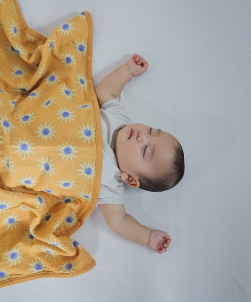 CIAOPANIC TYPY(チャオパニックティピー)の「【BABY】【Qinn】マルチウェイおくるみ(おくるみ・キッズ・アイボリー/ブラウン/オレンジ・ONE SIZE)」の11枚目の写真