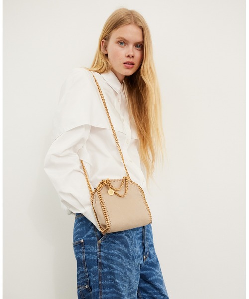 STELLA McCARTNEY(ステラマッカートニー)の「Falabella Tiny Tote Bag / ファラベラ タイニー トートバッグ(ショルダーバッグ・レディース・ベージュ/ブラック・ONE SIZE)」の10枚目の写真