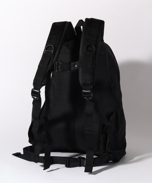 GREGORY(グレゴリー)の「【GREGORY/グレゴリー】 Day Pack/デイパック(クラシックコレクション)(バックパック/リュック・メンズ・その他/ブラック系2/ブラック系3/ブラック系1/ブラック系その他・FREE)」の11枚目の写真