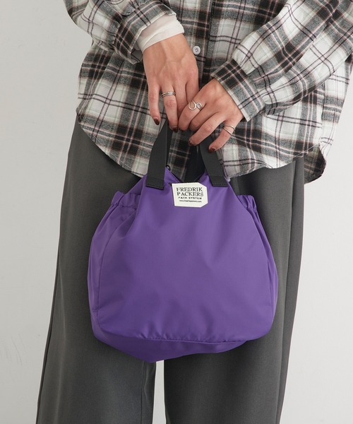 FREDRIK PACKERS(フレドリックパッカーズ)の「26SS別注新色展開!【FREDRIK PACKERS】BLOOM SHOULDER NYLON 2WAYトート ショルダーバッグ フレドリックパッカーズ(ショルダーバッグ・レディース・ブラック/ベージュ/グレー/レオパード/パープル/グリーン/ネイビー/グリーン系2/ブラック系その他2/ブラック系その他3/ブラウン/その他2・FREE)」の10枚目の写真