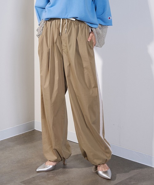 ROSE BUD(ローズバッド)の「LINE PANTS(その他パンツ・レディース・ブラック/ライトブルー/ベージュ・ONE SIZE)」の10枚目の写真