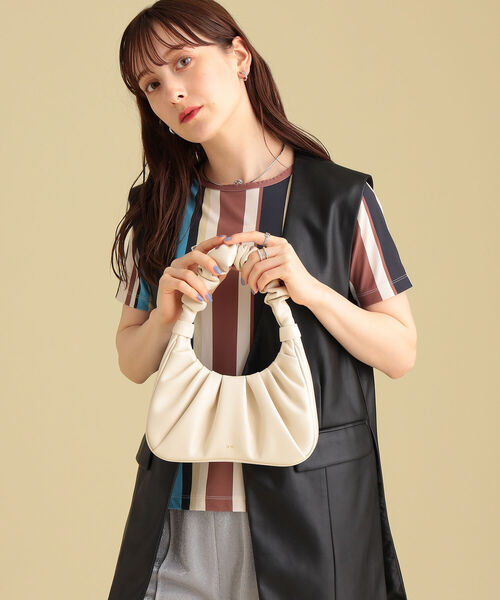 Ray BEAMS(レイビームス)の「JW PEI / Gabbi Bag(メッセンジャーバッグ・レディース・ライトブルー/ピンク/アイボリー・ONE SIZE)」の2枚目の写真