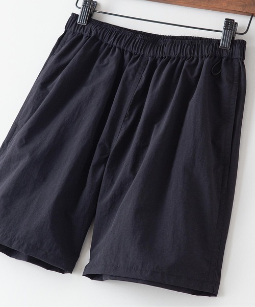 OUTDOOR PRODUCTS(アウトドアプロダクツ)の「【OUTDOOR PRODUCTS/アウトドアプロダクツ】ナイロンバギーショーツ 撥水 速乾 UVカット 軽量 ハイブリッド パンツ(その他パンツ・レディース・スミクロ/ブラック/イエロー/カーキ/ライトブルー/アイボリー・MEDIUM/LARGE)」の2枚目の写真