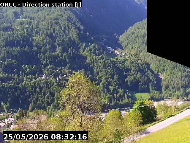 Webcam sur la route de montagne permettant d'accéder à la station de ski des Orcières sur la D76