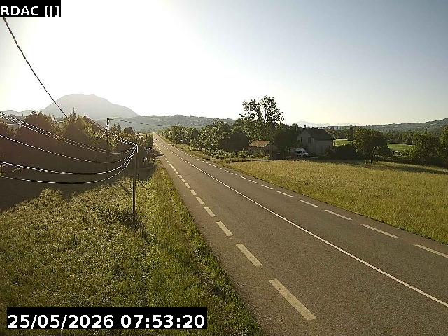 Webcam à La Roche-des-Arnauds sur la D994. Vue orientée vers Gap