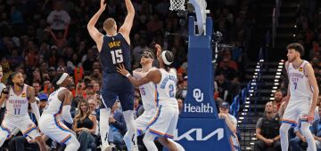 Denver se vinga do líder Thunder com show de Jokic em duelo de candidatos a MVP da NBA