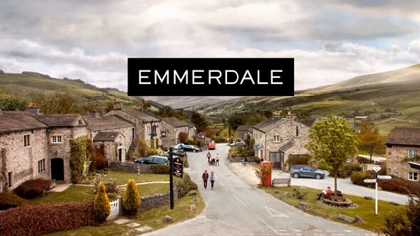 itv-emmerdale-fans-work-out-who-dies-car-crash-after-spotting-wedding-ring