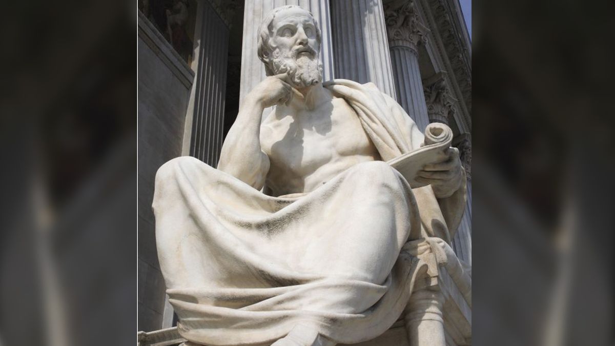 Statue of the Greek philosopher Herodotus