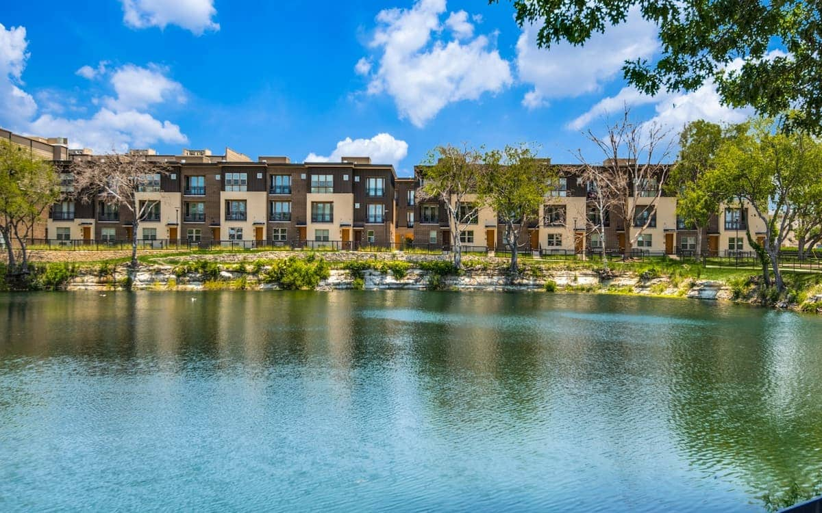 The Top 18 Apartments With Yards in Dallas