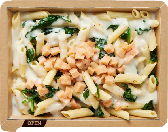 Penne with smoked salmon and spinach