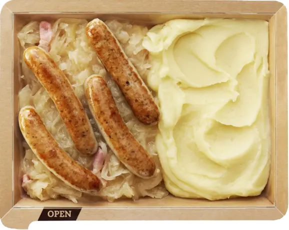 Nuremberg roast sausages with mashed potatoes