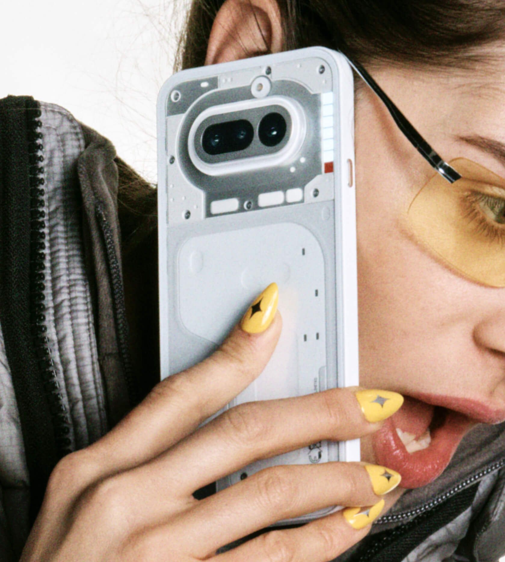 Phone (4a)