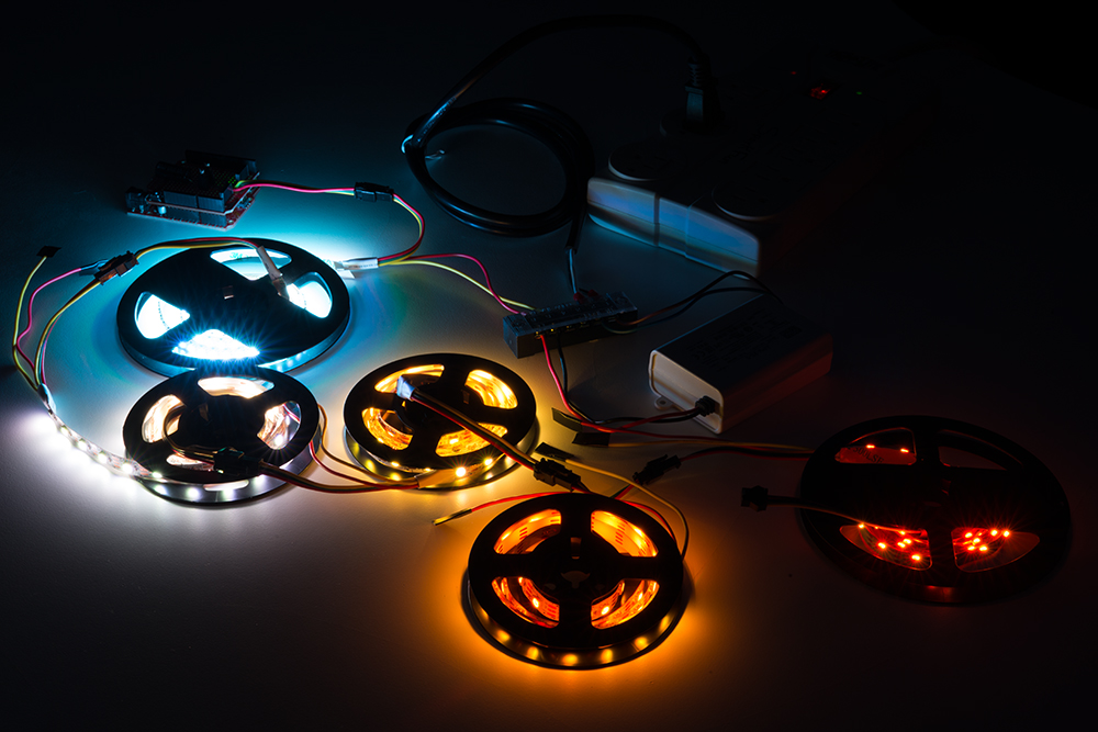 https://cdn.sparkfun.com/assets/learn_tutorials/7/7/9/Brown_Out_with_Addressable_LED_Strips.jpg