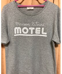 Maison Kitsune | メゾンキツネ   Tシャツ(グレー)(Tシャツ/カットソー)