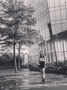 「NIKE(ナイキ)のアイテム(ベスト)」を使った、Stephanie Kwanさん(レディース・155cm)の夏コーディネート