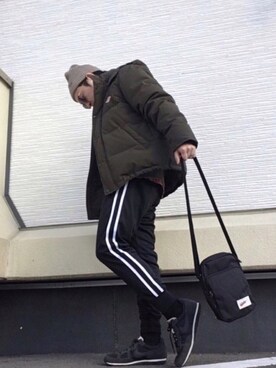 「NIKE(ナイキ)のアイテム(ショルダーバッグ)」を使った、Dai.Tさん(メンズ・160cm・30代)の冬コーディネート