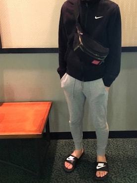 「NIKE(ナイキ)のアイテム(ビーチサンダル)」を使った、_.takuyaさん(メンズ・172cm)の春コーディネート