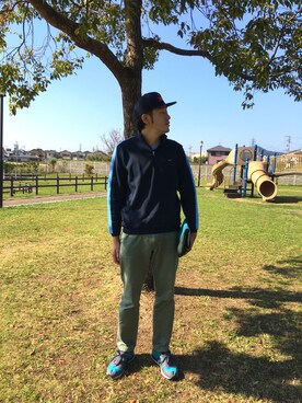 「NIKE(ナイキ)のアイテム(パーカー)」を使った、やすぺさん(メンズ・185cm)の秋コーディネート