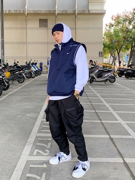 「NIKE(ナイキ)のアイテム(ベスト)」を使った、Bc 🇹🇼さん(メンズ・185cm)の冬コーディネート