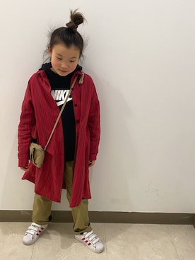 「NIKE(ナイキ)のアイテム(パーカー)」を使った、ties-flower11さん(キッズ・130cm)の春コーディネート