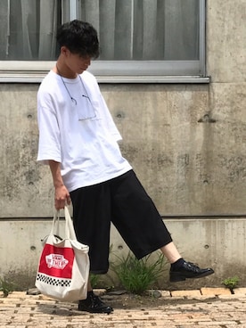「VANS(バンズ)のアイテム(トートバッグ)」を使った、リョーガさん(メンズ・165cm)の春コーディネート