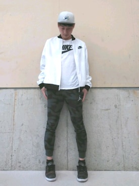 「NIKE(ナイキ)のアイテム(ナイロンジャケット)」を使った、BOSS.Buckyさん(メンズ・168cm・30代)の春コーディネート