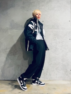 「NIKE(ナイキ)のアイテム(ナイロンジャケット)」を使った、Joycechangさん(レディース・163cm)の冬コーディネート