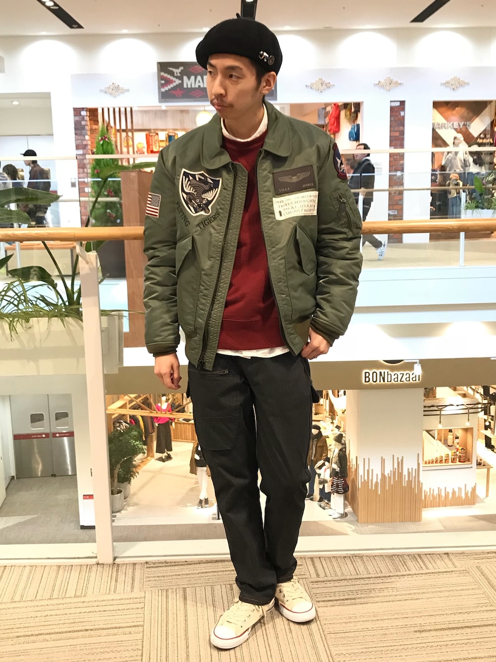 Pakkun14さんの「avirex/アヴィレックス/ TIGER SHARKS CWU JACKET/ タイガーシャークス　CWUジャケット（AVIREX）」を使ったコーディネートの1枚目の写真