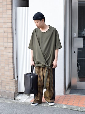 「FFIXXED STUDIOS(フィックスステュディオス)のアイテム」を使った、Wallace & Murronさん(メンズ・170cm)の夏コーディネート