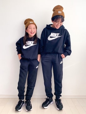 「NIKE(ナイキ)のアイテム(パーカー)」を使った、kii_memeさん(キッズ・130cm)の秋コーディネート