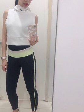 「NIKE(ナイキ)のアイテム(ジャージ)」を使った、Esther Tongさん(レディース・170cm)の夏コーディネート