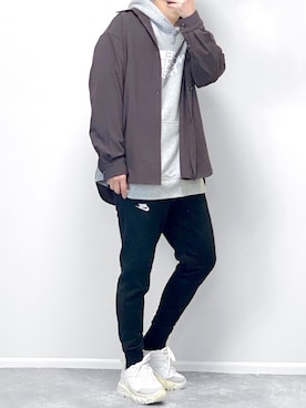 「NIKE(ナイキ)のアイテム(スウェットパンツ)」を使った、gakuさん(メンズ・173cm)の冬コーディネート