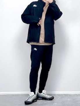 「NIKE(ナイキ)のアイテム(スウェットパンツ)」を使った、gakuさん(メンズ・173cm)の春コーディネート