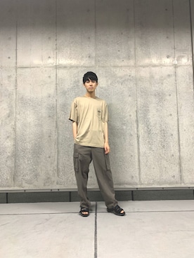「thisisneverthat×DickiesのPocket T-SHIRTS KHAKI/L(Tシャツ/カットソー、ベージュ系)」を使った、爽さん(メンズ・172cm)の夏コーディネート