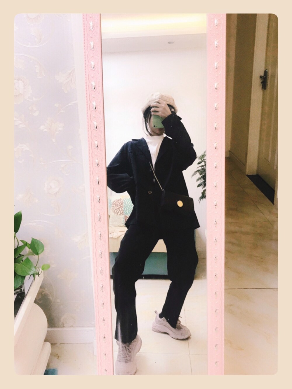 Cynthia さんの（CK）を使ったコーディネートの1枚目の写真