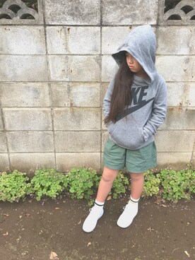 「NIKE(ナイキ)のアイテム(パーカー)」を使った、ayumiさん(キッズ・130cm)の秋コーディネート