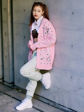 「NIKE(ナイキ)のアイテム(パンツ)」を使った、atmos pinkさん(レディース・163cm)の冬コーディネート