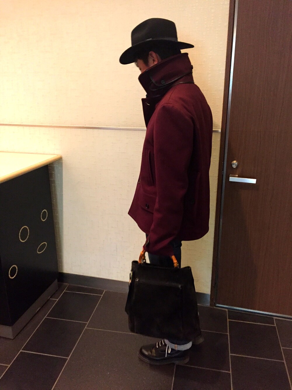 Love  margiela さんの「ワインレッドのマルジェラです。お気に入りです。（Maison Margiela）」を使ったコーディネートの1枚目の写真