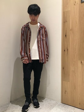 「NIKE(ナイキ)のアイテム(パンツ)」を使った、Discoat men'sさん(メンズ・170cm)の秋コーディネート