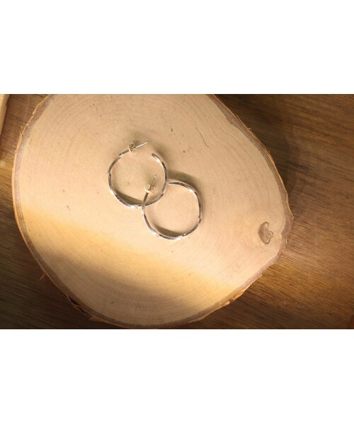 twist hoop pierceの2枚目の写真