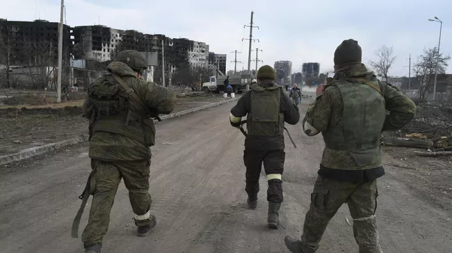 Военнослужащие Народной милиции ДНР в Мариуполе