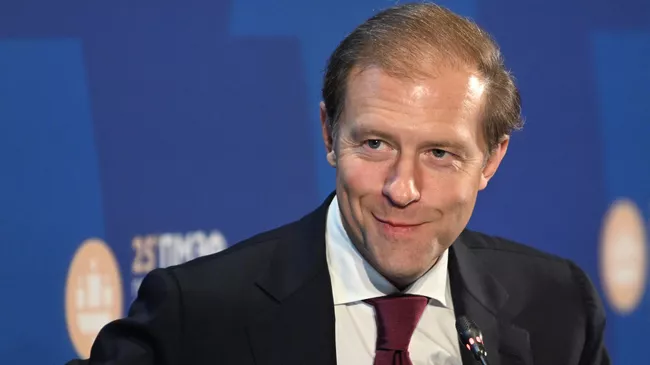 Министр промышленности и торговли Денис Мантуров