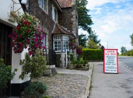 Fox & Hounds Hotel, hotel di Lydford