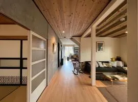 民泊 47ハウス 家族でも楽しめる温泉付き一軒家, hotel med onsen i Shiraoi