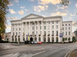 Queens Hotel Cheltenham, hotel en Cheltenham