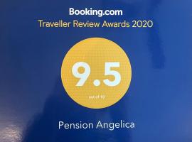 Pension Angelica, hotel i Minami Aso