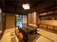 Gallery image of this property