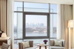 Zona de estar de Al Bandar Rotana – Dubai Creek