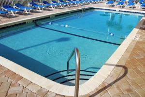 The swimming pool at or close to Seaside Resort